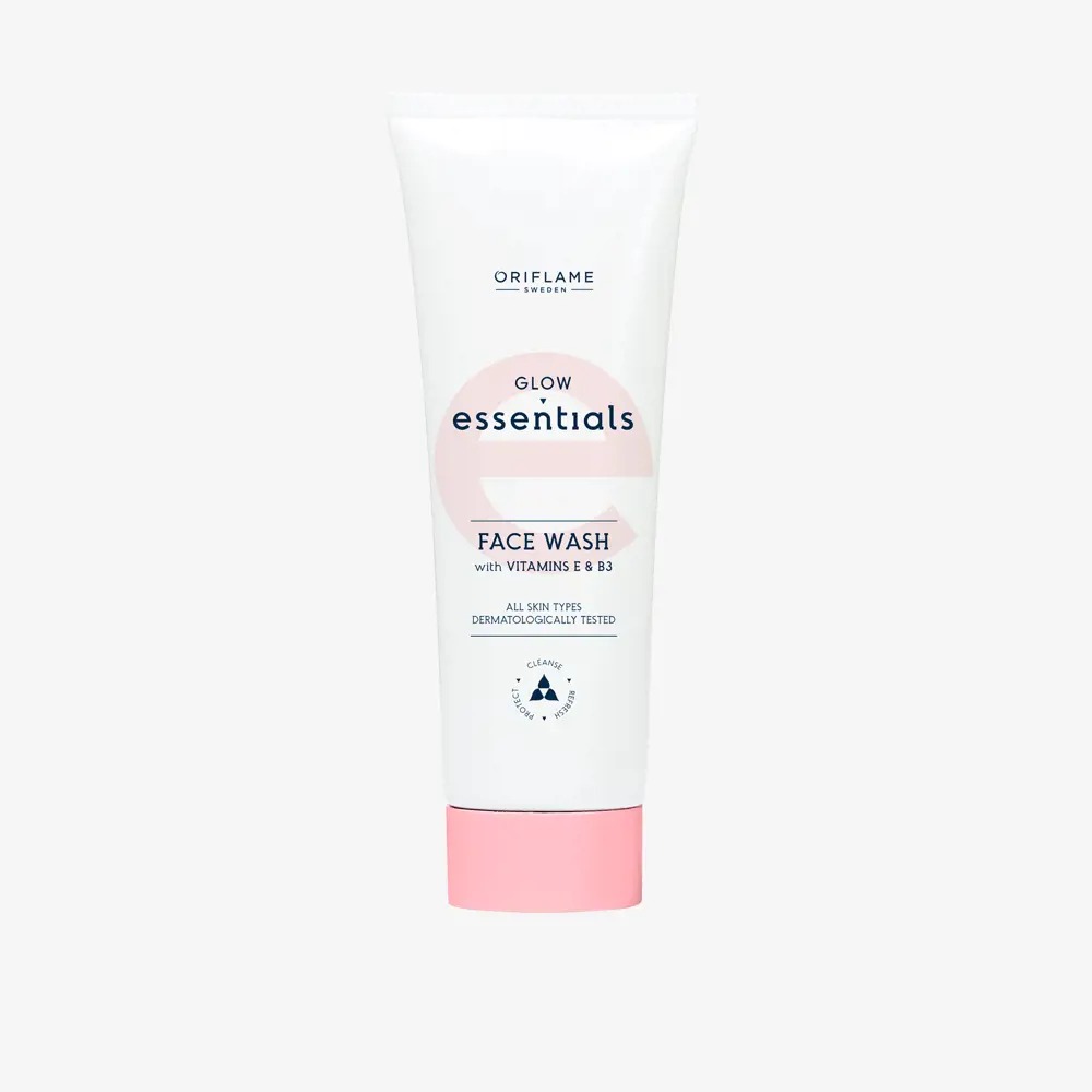 Glow Essentials E & B3 Vitamin Face Wash Foam