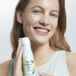 Love Nature Organic Aloe Vera and Pineapple Moisturizing Tonic