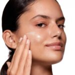 THE ONE Make-Up Pro On Screen Finish Makeup Base
